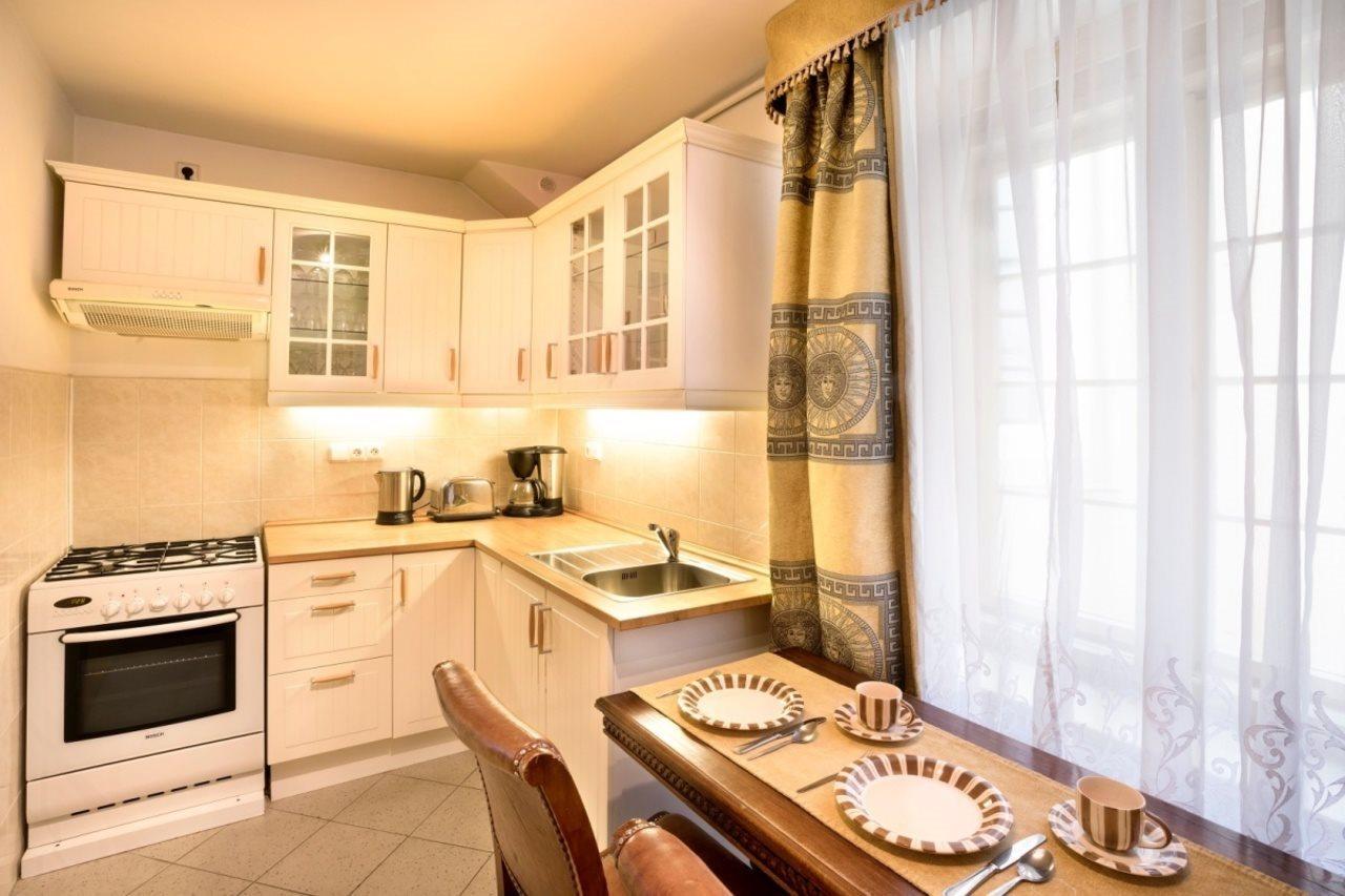 Hotel U Prince Prague By Bhg מראה חיצוני תמונה