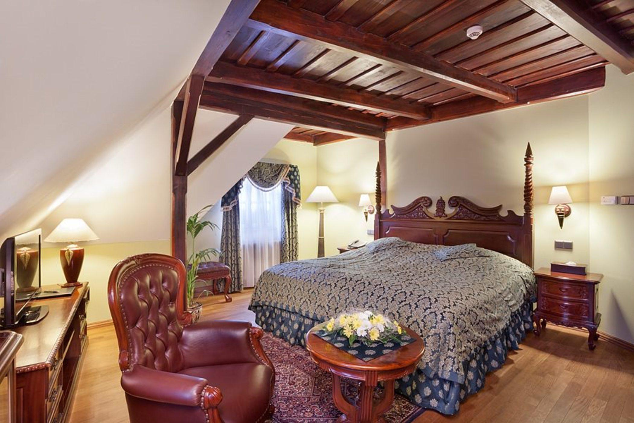 Hotel U Prince Prague By Bhg מראה חיצוני תמונה