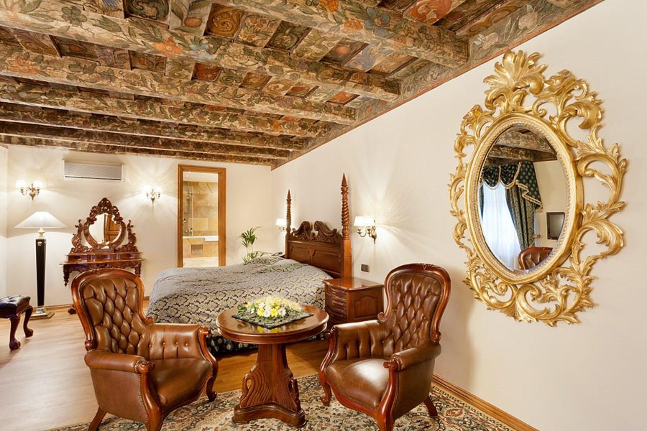 Hotel U Prince Prague By Bhg מראה חיצוני תמונה