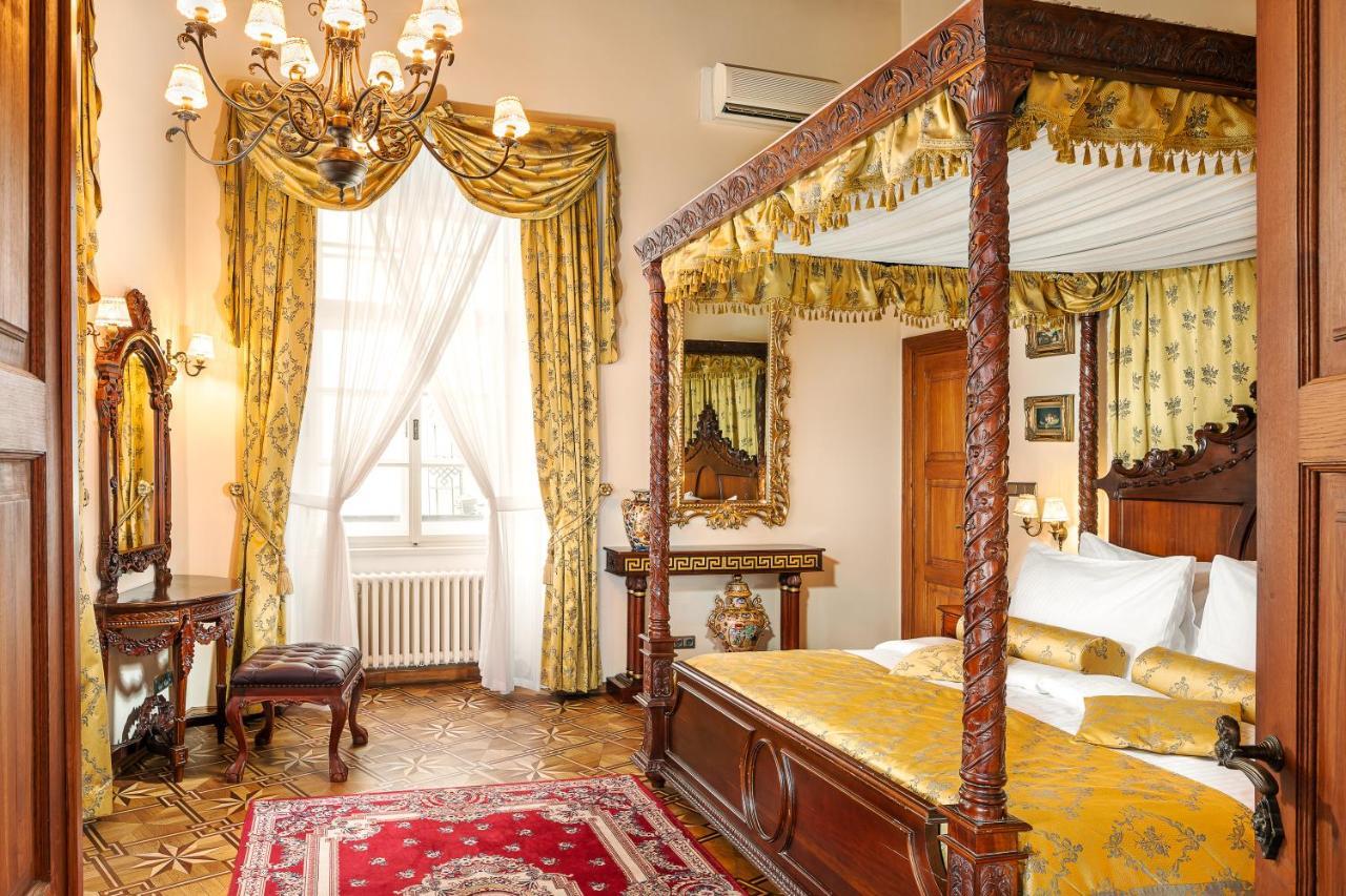 Hotel U Prince Prague By Bhg מראה חיצוני תמונה