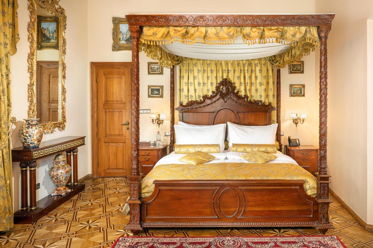 Hotel U Prince Prague By Bhg מראה חיצוני תמונה