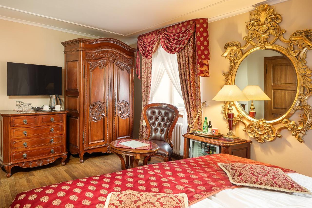 Hotel U Prince Prague By Bhg מראה חיצוני תמונה