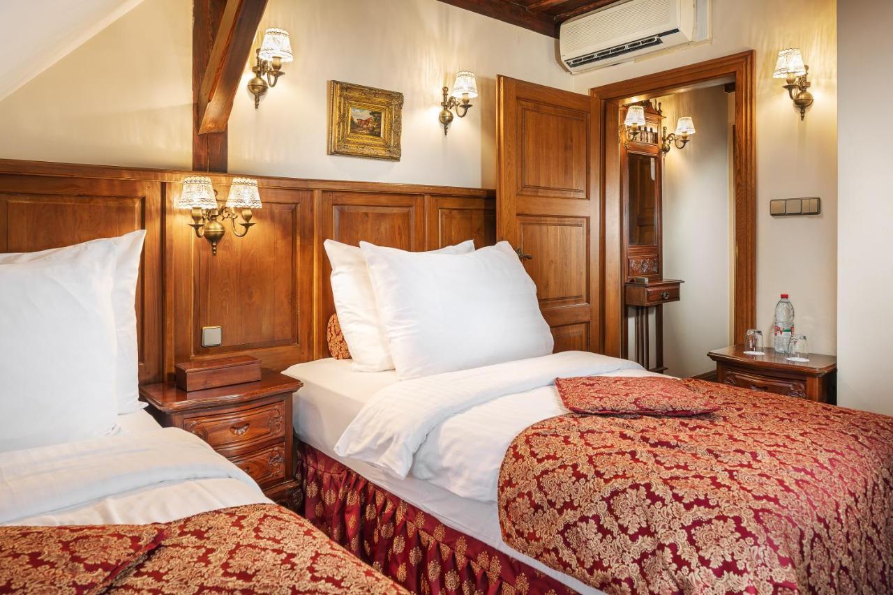 Hotel U Prince Prague By Bhg מראה חיצוני תמונה