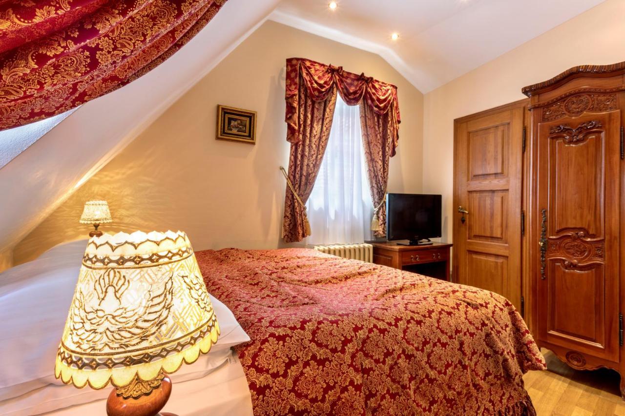Hotel U Prince Prague By Bhg מראה חיצוני תמונה