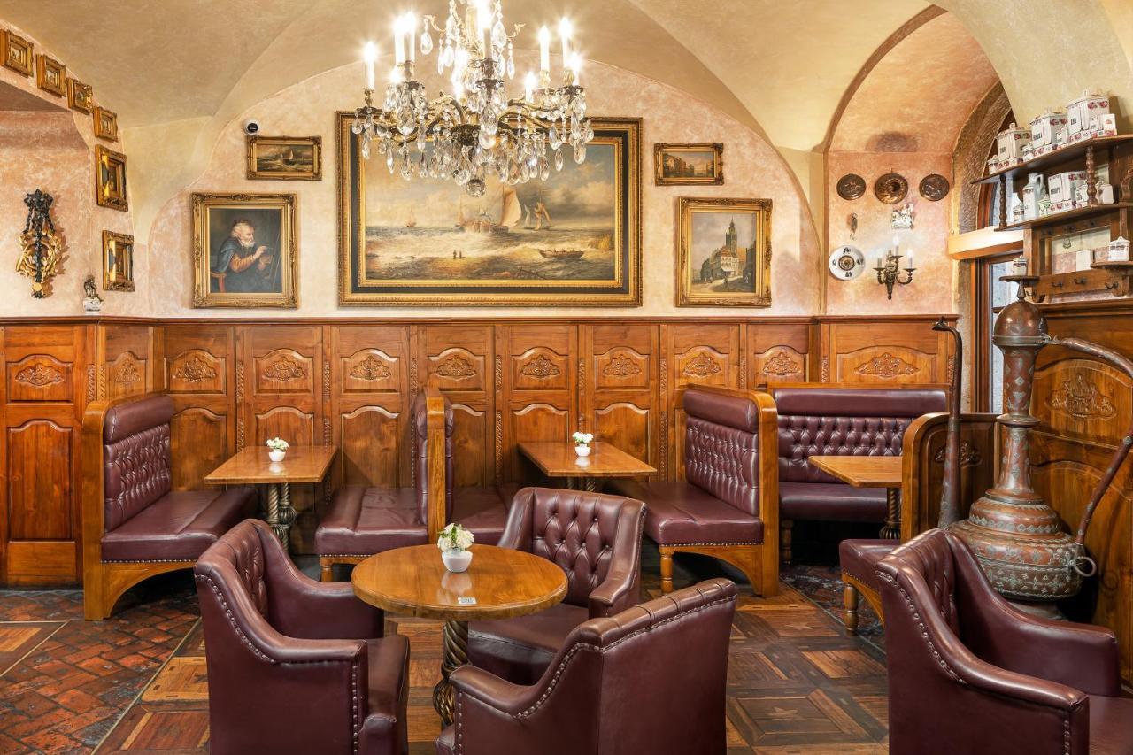 Hotel U Prince Prague By Bhg מראה חיצוני תמונה
