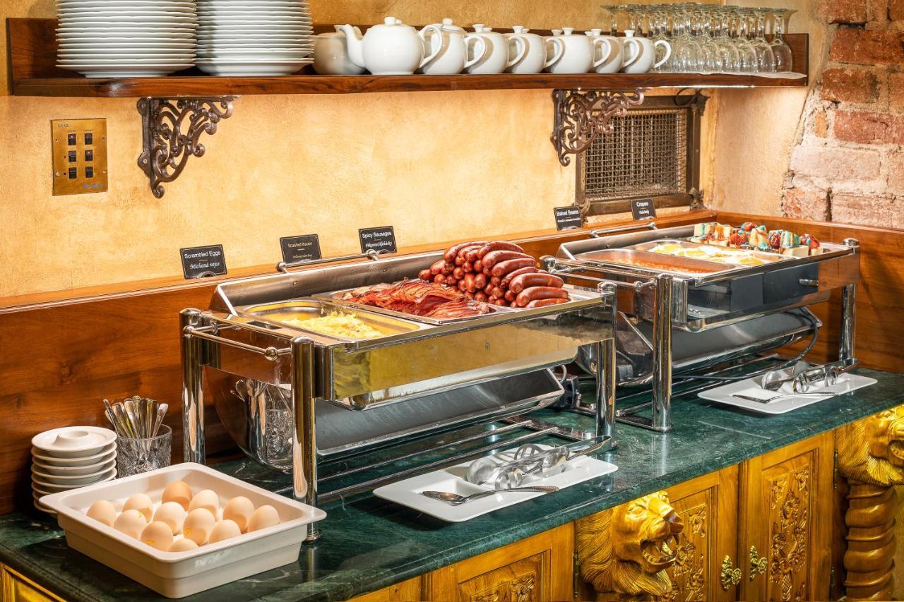 Hotel U Prince Prague By Bhg מראה חיצוני תמונה