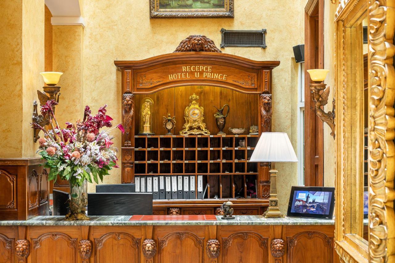Hotel U Prince Prague By Bhg מראה חיצוני תמונה