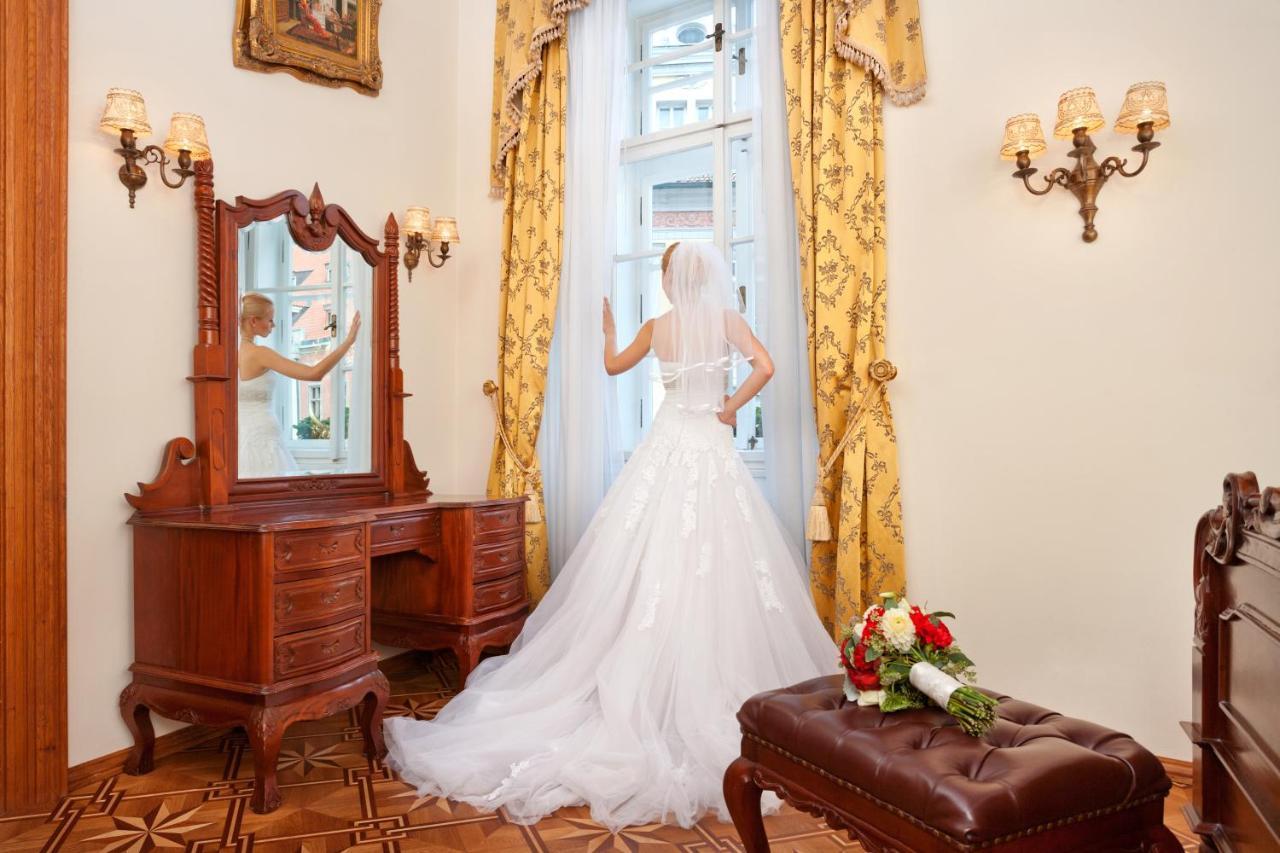 Hotel U Prince Prague By Bhg מראה חיצוני תמונה