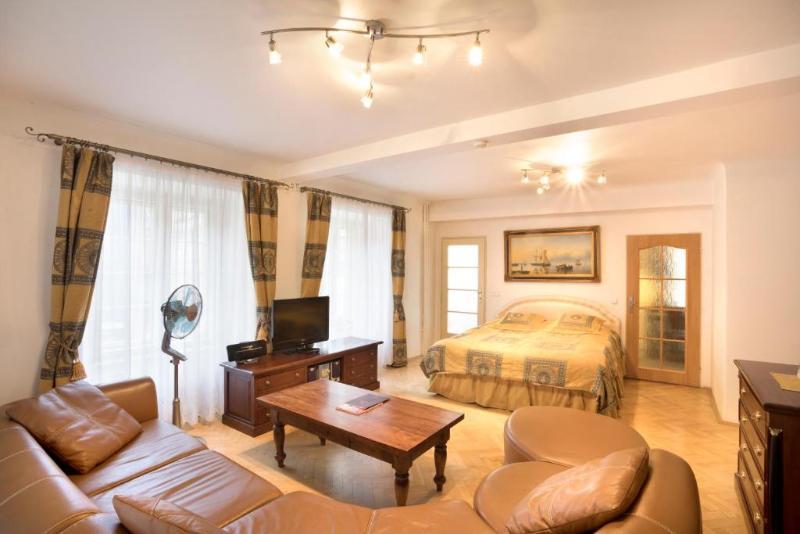 Hotel U Prince Prague By Bhg מראה חיצוני תמונה